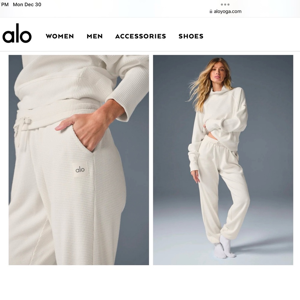 Alo Yoga Waffle Weekend Escape Jogger - Ivory